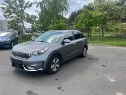 Grau Gebraucht 2018 Kia Niro Spirit SUV | 10.300 € (Guter Preis)