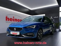 Blau Gebraucht 2024 Seat Leon FR Limousine | 27.480 € (Guter Preis)