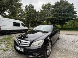 Schwarz Gebraucht 2009 Mercedes C180 Limousine | 8.990 € (Fairer Preis)