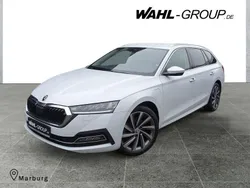 Weiß Gebraucht 2021 Skoda Octavia Style Kombi | 23.990 € (Fairer Preis)