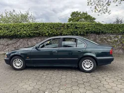 Grün Gebraucht 1997 BMW 523 Limousine | 2.219 € (Guter Preis)