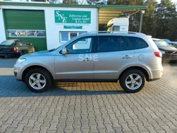 Grau Gebraucht 2012 Hyundai Santa Fe Premium SUV | 6.890 € (Fairer Preis)