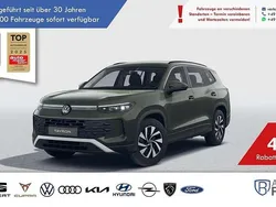 Cipressinogrün metallic/grün Neu 2025 VW Tayron SUV | 44.190 € (Fairer Preis)