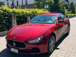 Rot Gebraucht 2017 Maserati Ghibli Coupé | 33.800 € (Guter Preis)