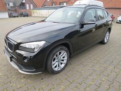 Schwarz Gebraucht 2015 BMW X1 Advantage SUV | 10.900 € (Guter Preis)