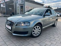 Grau Gebraucht 2011 Audi A3 Attraction Limousine | 5.999 € (Fairer Preis)