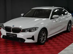 Weiß Gebraucht 2022 BMW 320 Sport Line Limousine | 24.990 € (Fairer Preis)