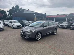 Grau Gebraucht 2017 Renault Grand Scénic IV Experience Van / Kleinbus | 12.450 € (Fairer Preis)