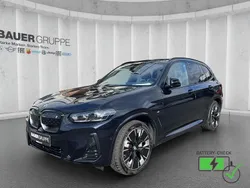 Schwarz Gebraucht 2023 BMW iX3 Impressive SUV | 52.930 € (Etwas zu teuer)