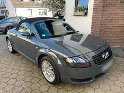 Grau Gebraucht 2000 Audi TT Roadster Cabrio | 6.990 € (Teuer)