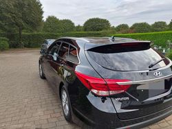 Schwarz Gebraucht 2017 Hyundai i40 Trend Kombi | 9.200 € (Guter Preis)