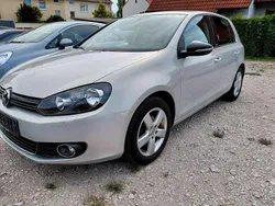 Silbermet Gebraucht 2011 VW Golf VI Style Limousine | 8.300 € (Etwas zu teuer)