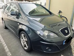 Grau Gebraucht 2010 Seat Altea XL Van / Kleinbus | 4.000 € (Guter Preis)
