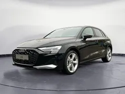 Schwarz Gebraucht 2024 Audi A3 Sportback Advanced Plus Limousine | 34.900 € (Fairer Preis)