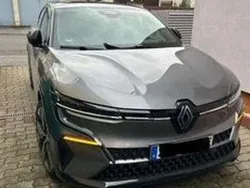 Gebraucht 2022 Renault Mégane Iconic Limousine | 27.590 € (Guter Preis)