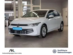 Weiß Gebraucht 2024 VW Golf VIII Life Limousine | 24.888 € (Guter Preis)