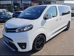 Weiß Gebraucht 2020 Toyota Proace Verso Team Kombi | 35.750 € (Etwas zu teuer)
