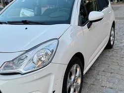 Weiß Gebraucht 2012 Citroën C3 Kleinwagen | 3.500 € (Fairer Preis)