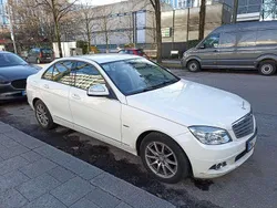 Weiß Gebraucht 2008 Mercedes C180 Elegance Limousine | 9.999 € (Fairer Preis)