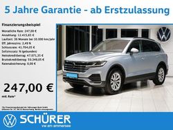 Oyster silver metallic Gebraucht 2024 VW Touareg Basis SUV | 59.387 € (Fairer Preis)