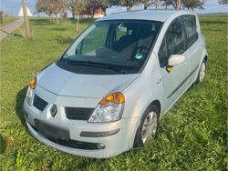 Silber Gebraucht 2005 Renault Modus Van / Kleinbus | 1.699 € (Fairer Preis)