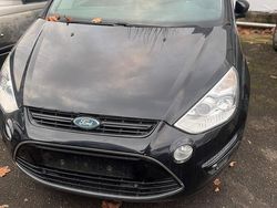 Schwarz Gebraucht 2010 Ford S-MAX S Van / Kleinbus | 3.200 € (Superpreis)
