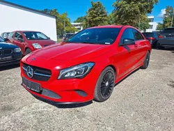 Rot Gebraucht 2017 Mercedes CLA200 Limousine | 20.900 € (Fairer Preis)