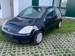 Blau Gebraucht 2005 Ford Fiesta Kleinwagen | 1.900 € (Etwas zu teuer)