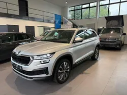 Silber Gebraucht 2022 Skoda Kodiaq Tour SUV | 29.999 € (Fairer Preis)