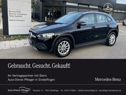 Nachtschwarz Gebraucht 2020 Mercedes GLA180 Progressive SUV | 31.600 €