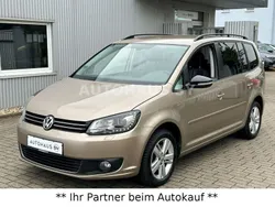 Beige Gebraucht 2012 VW Touran Match Van / Kleinbus | 11.480 € (Etwas zu teuer)