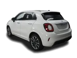 Weiss Gebraucht 2023 Fiat 500X Dolcevita SUV | 24.858 € (Etwas zu teuer)