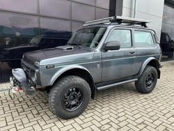 Grau Gebraucht 2020 Lada niva SUV | 16.800 € (Fairer Preis)