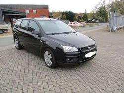 Schwarz Gebraucht 2007 Ford Focus Kombi | 1.490 € (Guter Preis)