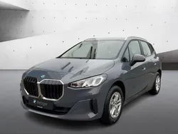 Grau Neu 2025 BMW 216 Active Tourer Van / Kleinbus | 39.640 €