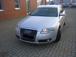 Silber metallic Gebraucht 2006 Audi A6 Kombi | 19.999 €