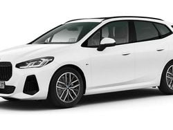 Weiß Gebraucht 2025 BMW 223 Active Tourer Luxury Line Van / Kleinbus | 42.451 € (Fairer Preis)