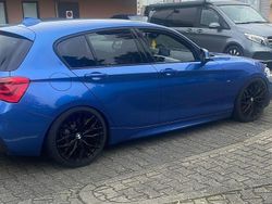 Blau Gebraucht 2017 BMW 118 M Sport Kleinwagen | 22.999 €