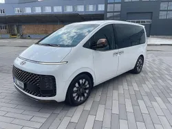 Weiß Gebraucht 2023 Hyundai Staria Signature Van | 46.900 € (Fairer Preis)