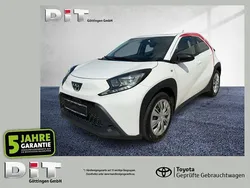 Super white 2 Gebraucht 2022 Toyota Aygo Play Kleinwagen | 12.490 € (Guter Preis)