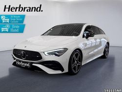 Weiß Gebraucht 2024 Mercedes CLA200 Shooting Brake AMG Kombi | 34.890 € (Etwas zu teuer)
