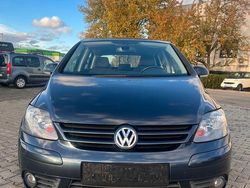 Blau Gebraucht 2006 VW Golf Plus Cross Goal Van / Kleinbus | 4.999 € (Teuer)
