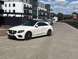 Weiß Gebraucht 2018 Mercedes E220 AMG line Coupé | 38.500 € (Teuer)