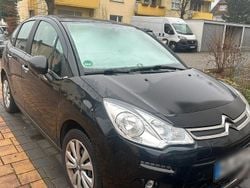 Schwarz Gebraucht 2015 Citroën C3 PureTech Kleinwagen | 4.999 € (Fairer Preis)