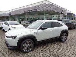 Weiss Gebraucht 2023 Mazda MX30 Ad'Vantage SUV | 18.991 € (Fairer Preis)