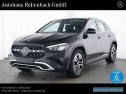Unilack nachtschwarz Gebraucht 2024 Mercedes GLA180 Progressive SUV | 37.888 € (Fairer Preis)