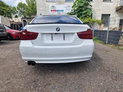 Weiß Gebraucht 2009 BMW 325 Limousine | 8.000 € (Teuer)