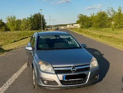 Grau Gebraucht 2006 Opel Astra Sport Limousine | 2.200 € (Guter Preis)