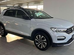 White silver metallic Gebraucht 2021 VW T-Roc Active SUV | 20.990 € (Guter Preis)