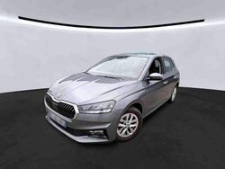 Grau Gebraucht 2022 Skoda Fabia Ambition Limousine | 9.990 € (Guter Preis)